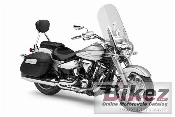 Big Yamaha stratoliner picture and wallpaper from Bikez.com